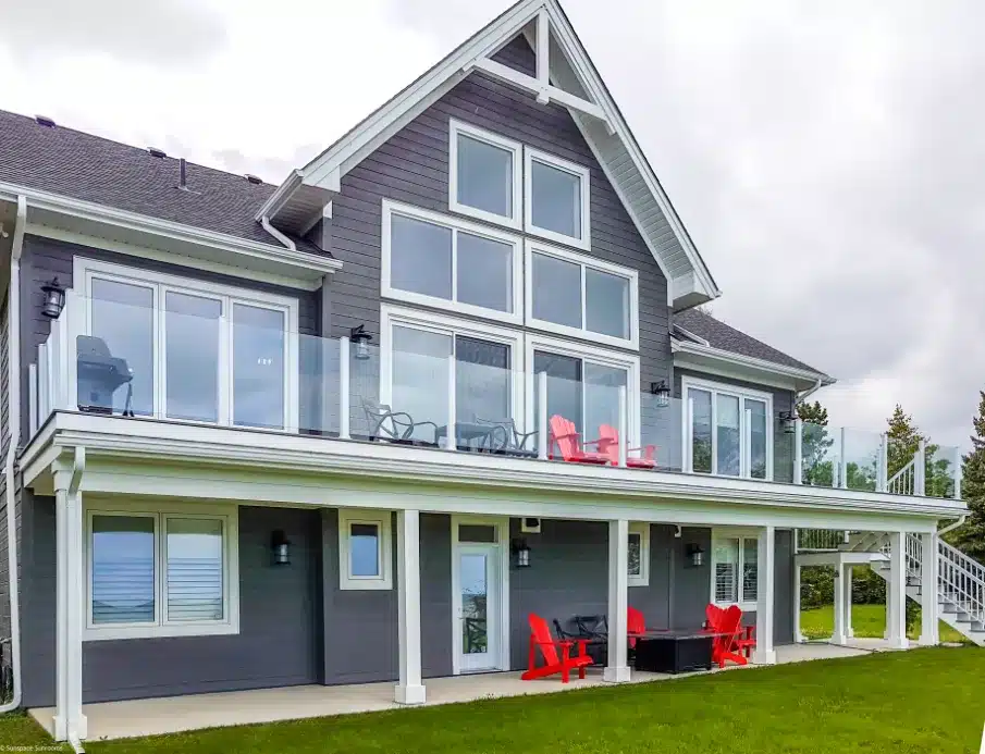 rampes-modernes-verre-sans-main-courante-sunspace-quebec-124