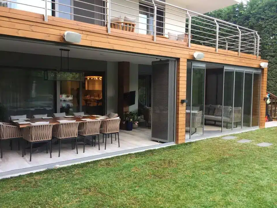 Sunspace Québec - Spécialiste en solariums, vérandas, patios et espaces de vie extérieur