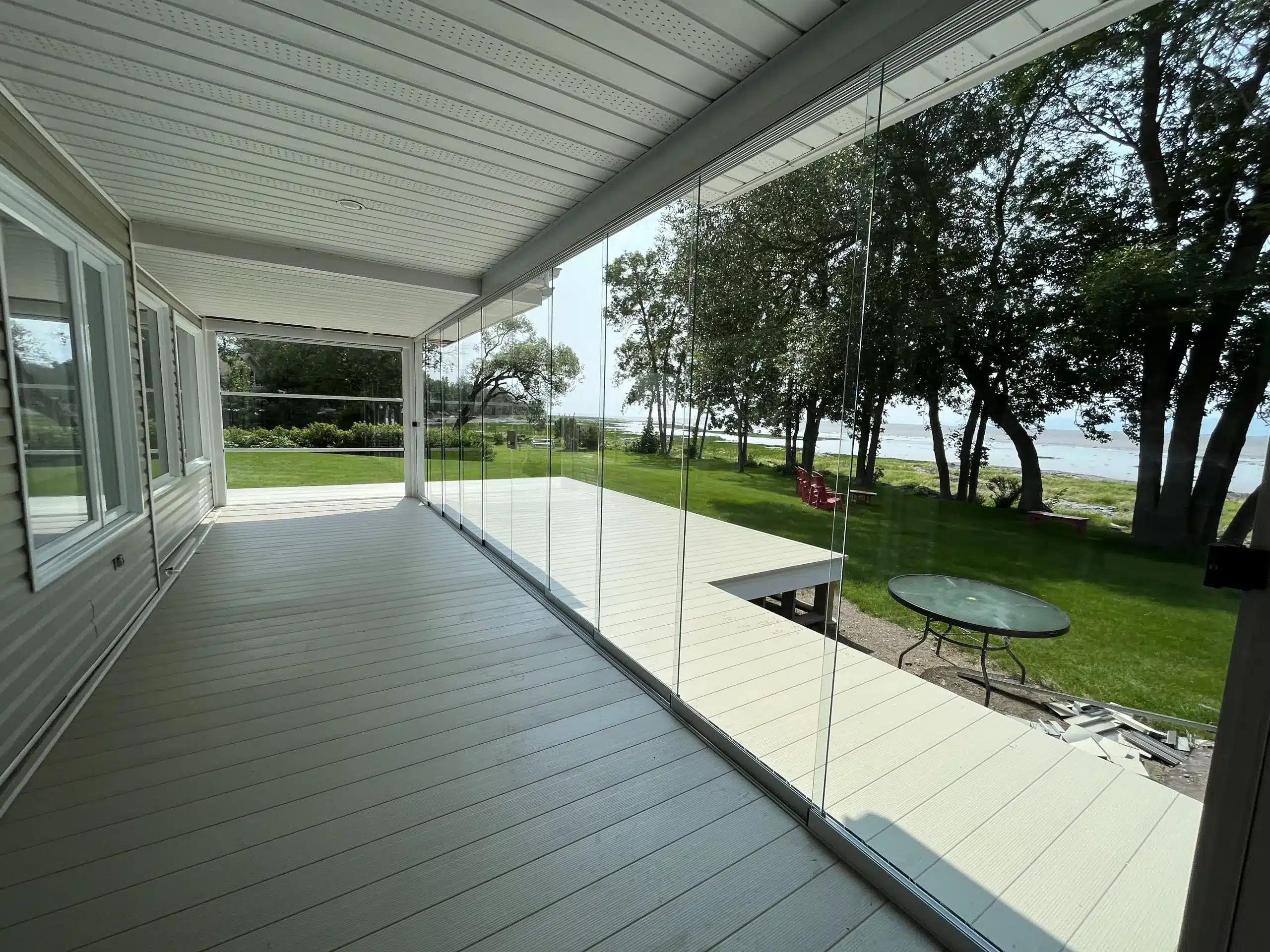Sunspace Québec, Profitez de votre terrasse en toute saison avec Vertigo